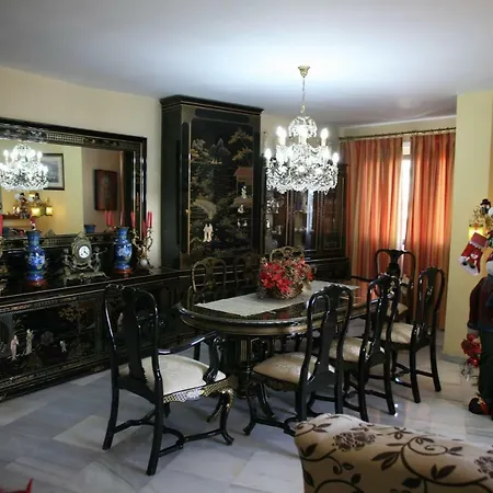 Apartamento Casco Antiguo Apartment *